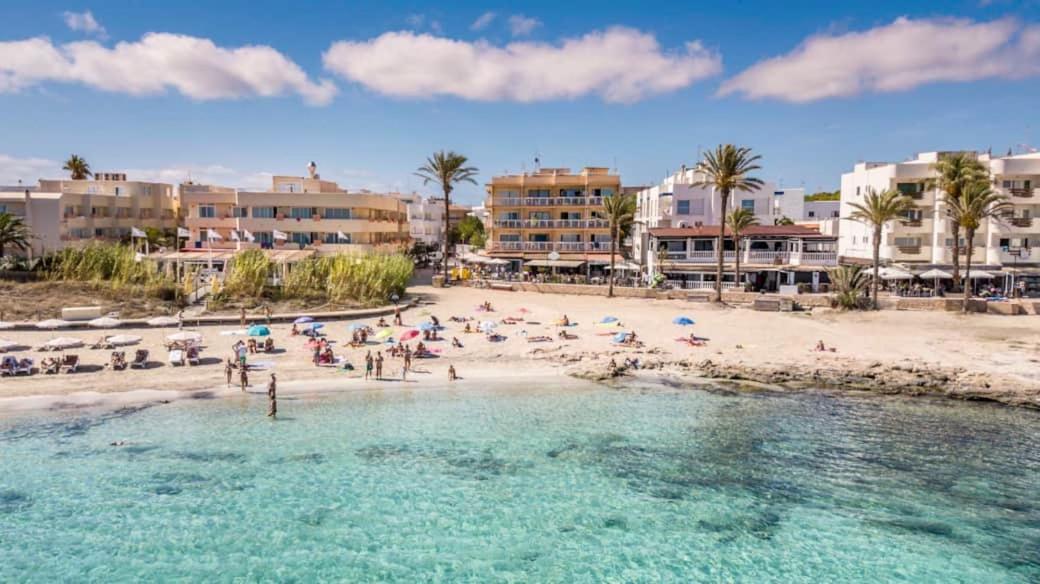 Apartamentos Sa Varadero Fronte Mar Espujols Es Pujols Dış mekan fotoğraf